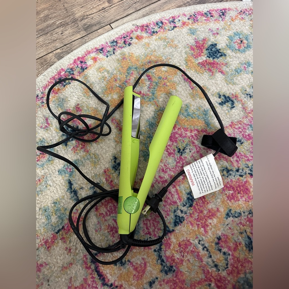 TYME Flat Iron Curler